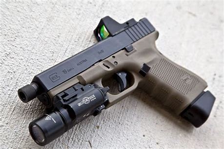 GlockLight1